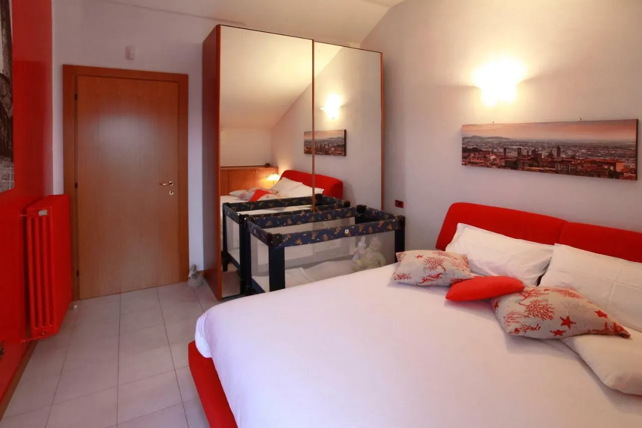 Casa Vacanze Margarita Bergamo 0*,  Italia